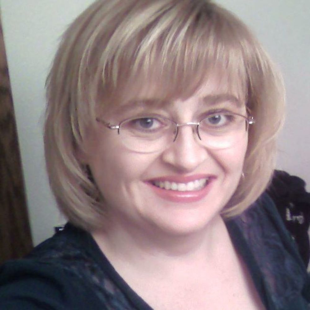 Meet your Posher, Connie